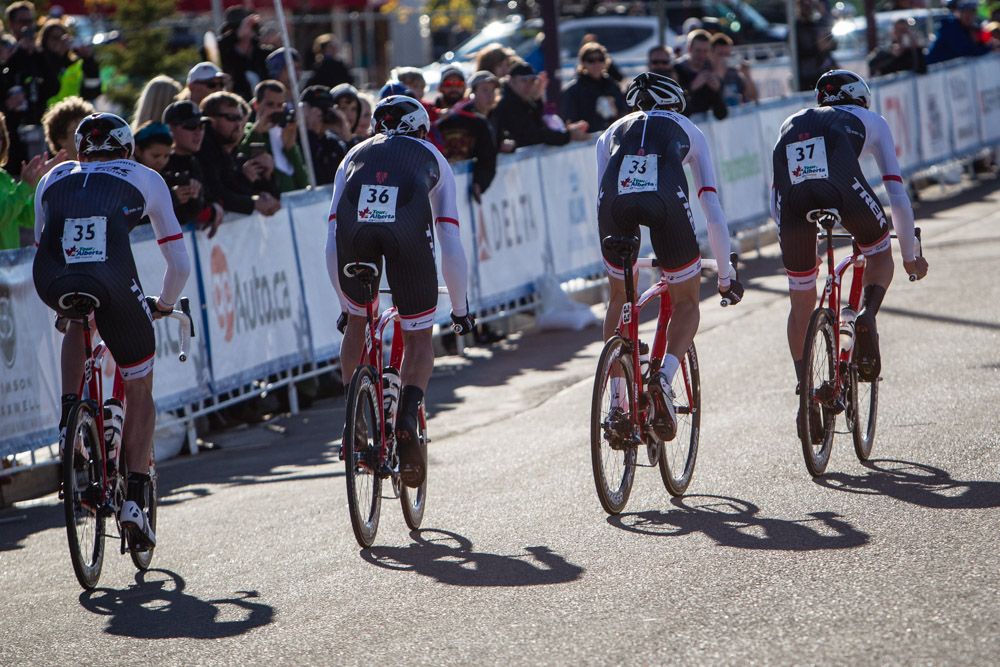 Trek riders head out on course