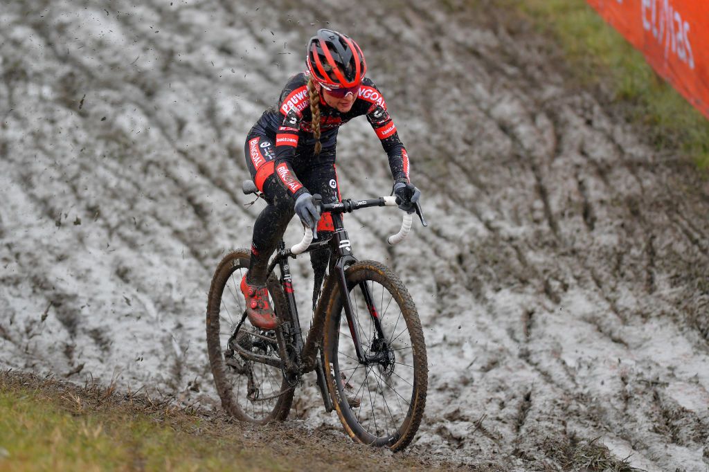 HULST NETHERLANDS JANUARY 03 Denise Betsema of The Netherland and Team Pauwels Sauzen Bingoal Mud during the 5th Vestingcross World Cup 2021 Womens Elite CX Vestingcross CXWorldCup Hulst on January 03 2021 in Hulst Netherlands Photo by Luc ClaessenGetty Images