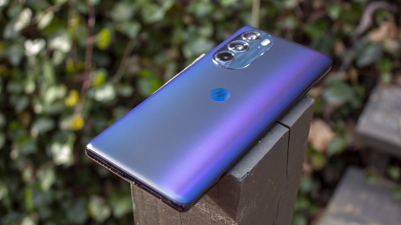 Motorola edge+ (2022)