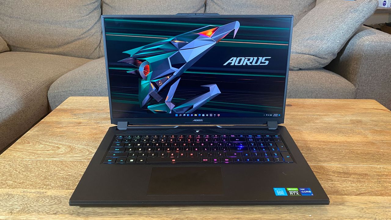 Gigabyte Aorus 17 XE4