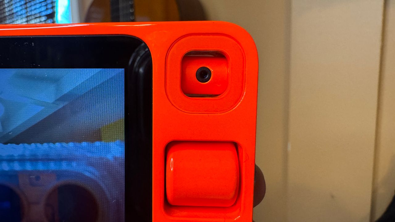 Rabbit R1 Review