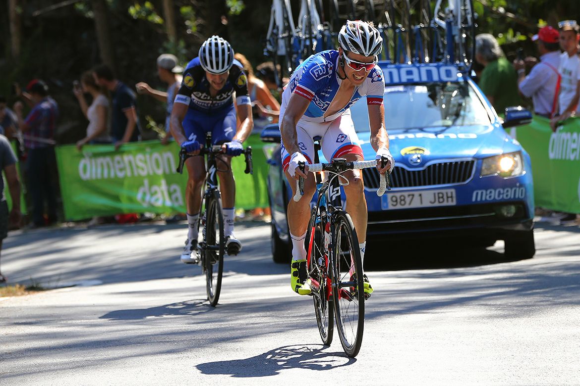 Alexandre Geniez (FDJ) drops Pierre Serry (Etixx)