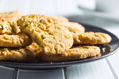 Pistachio cookies | Baking Recipes | GoodtoKnow