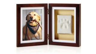 Pearhead Pet Pawprints Desk Picture Frame and Imprint Kit gift for dog owners