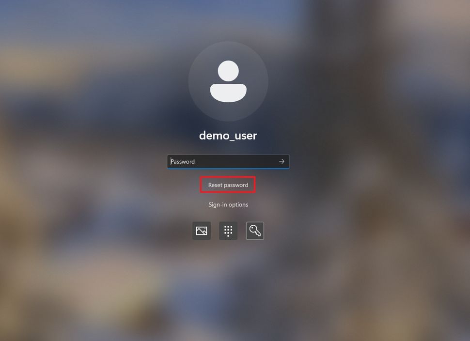 how to put password on apps windows 11