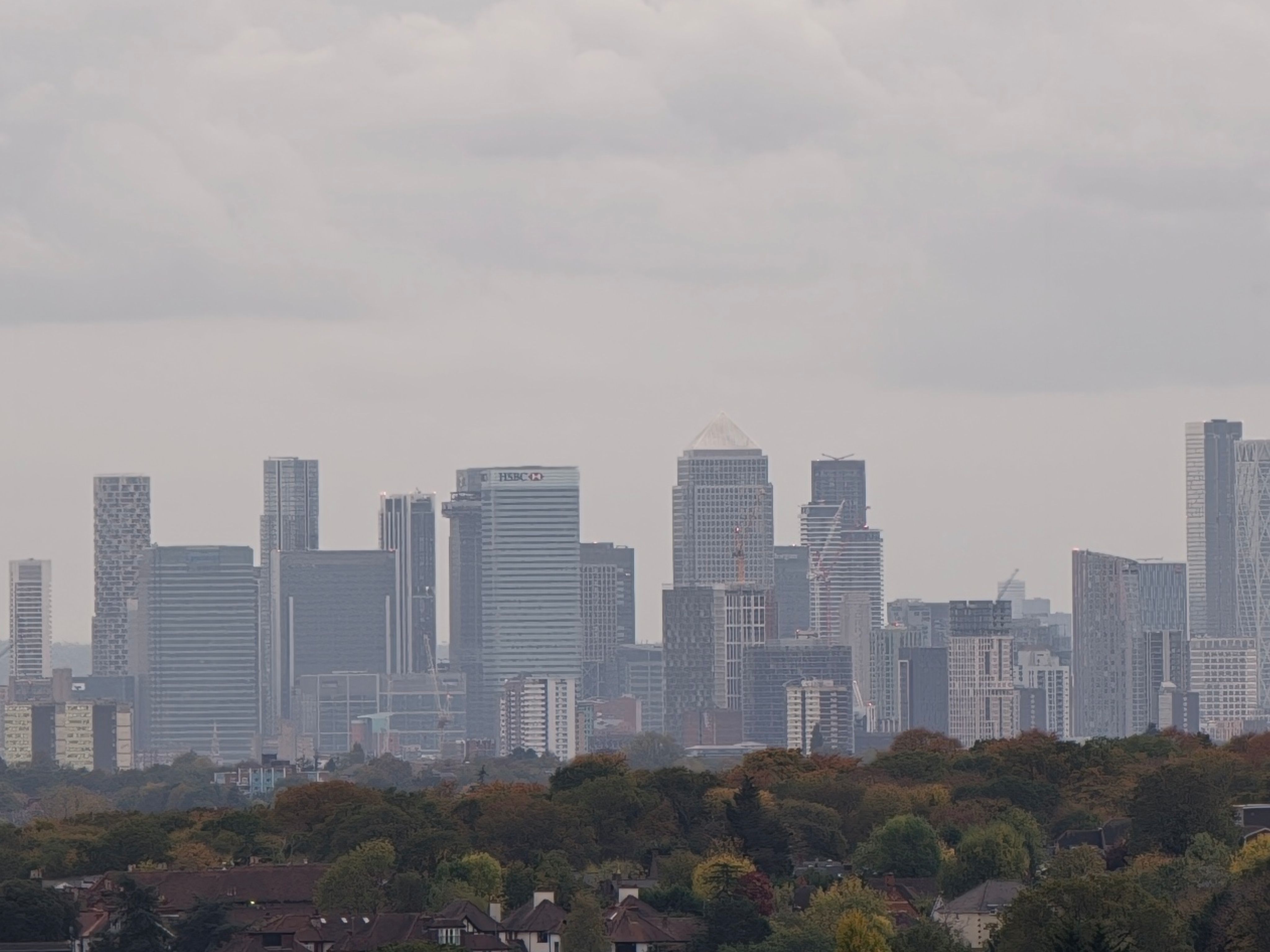 A view of Canary Wharf, cropped in