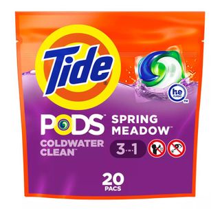 Laundry detergent pods