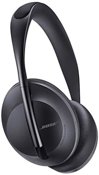 Bose Noise Canceling Headphones 700 render