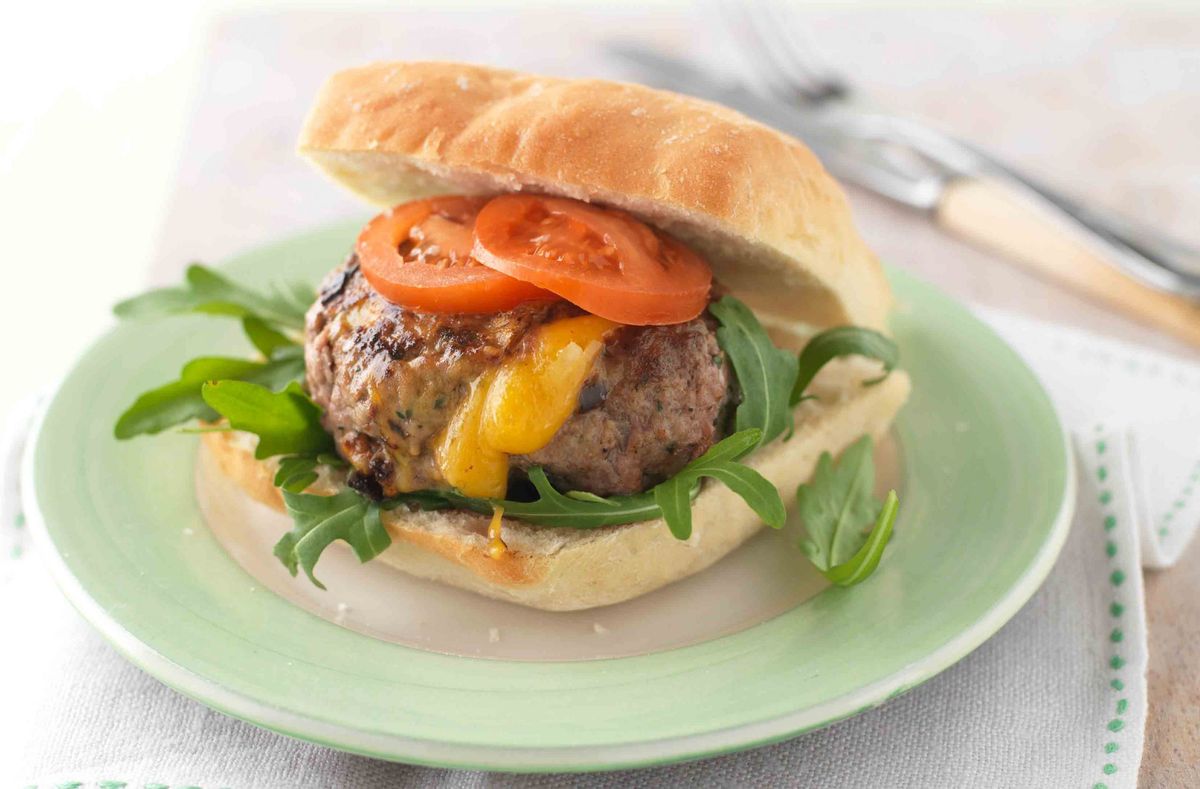 Melting middle lamb burger | Dinner Recipes | GoodtoKnow