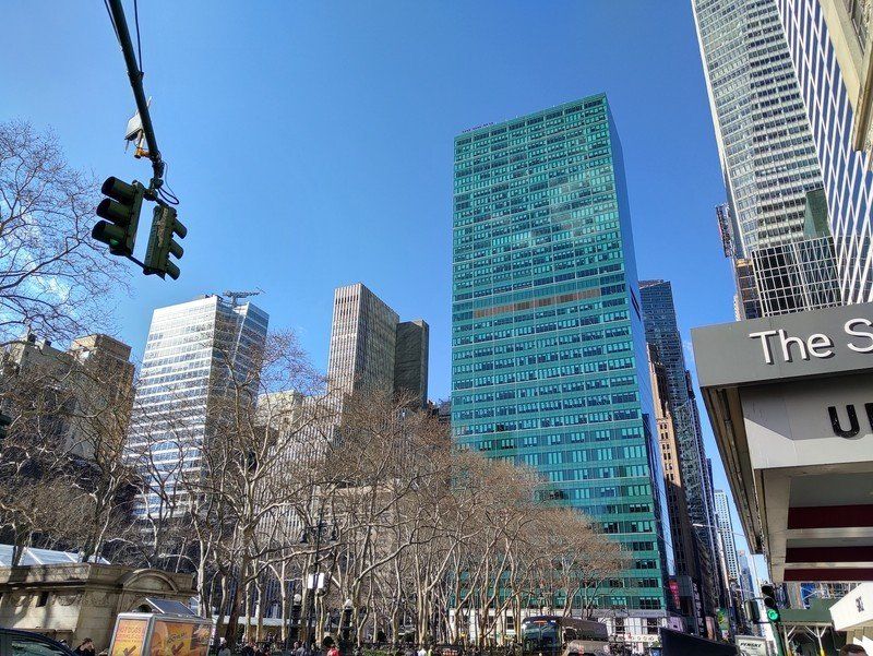 Motorola RAZR camera sample