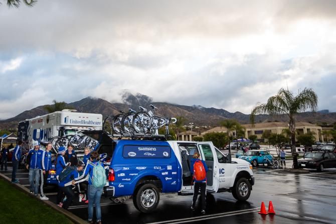 UnitedHealthcare arrives to the team area