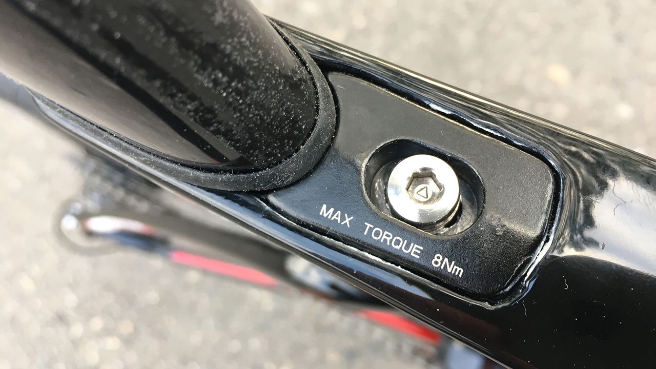Like many modern aero bikes, the Merida Reacto Disc features a wedge system seat clamp in the top tube