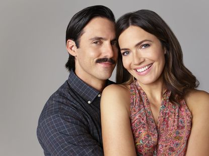 This is US stars: Milo Ventimiglia and Mandy Moore as Jack and Rebecca Pearson