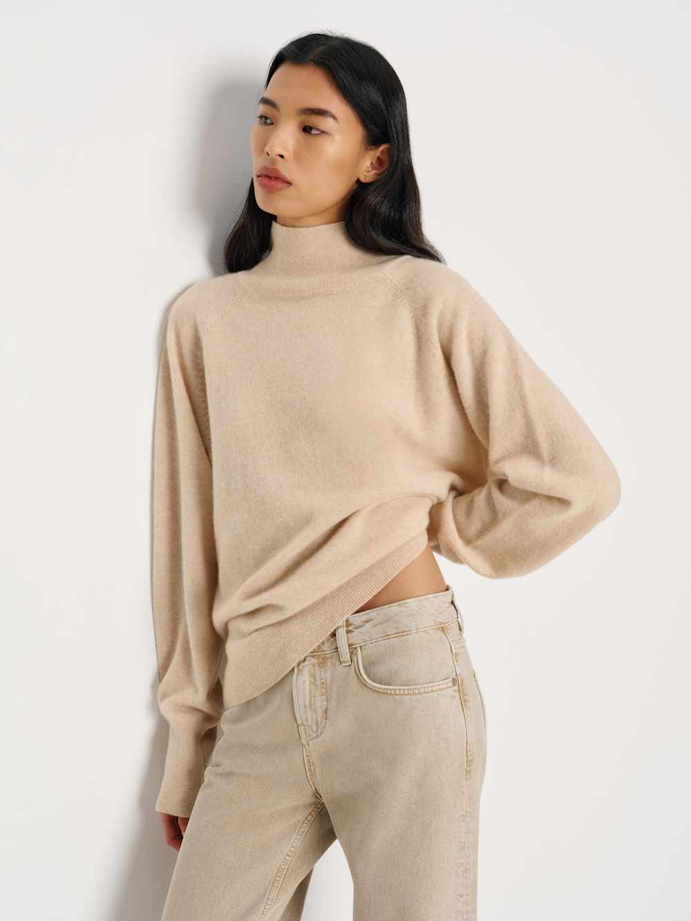 Meritt Cashmere Turtleneck