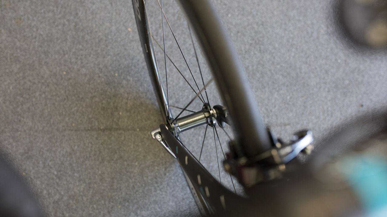 The front hub of the Dura-Ace C50 wheels