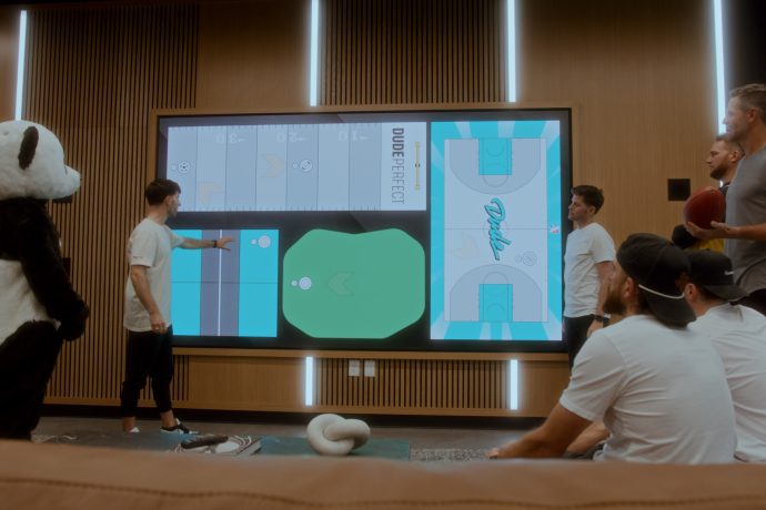The Wall and Samsung Monitors fuel creativity, streamline collaboration and bring Dude Perfect’s vision for its new headquarters to life.
