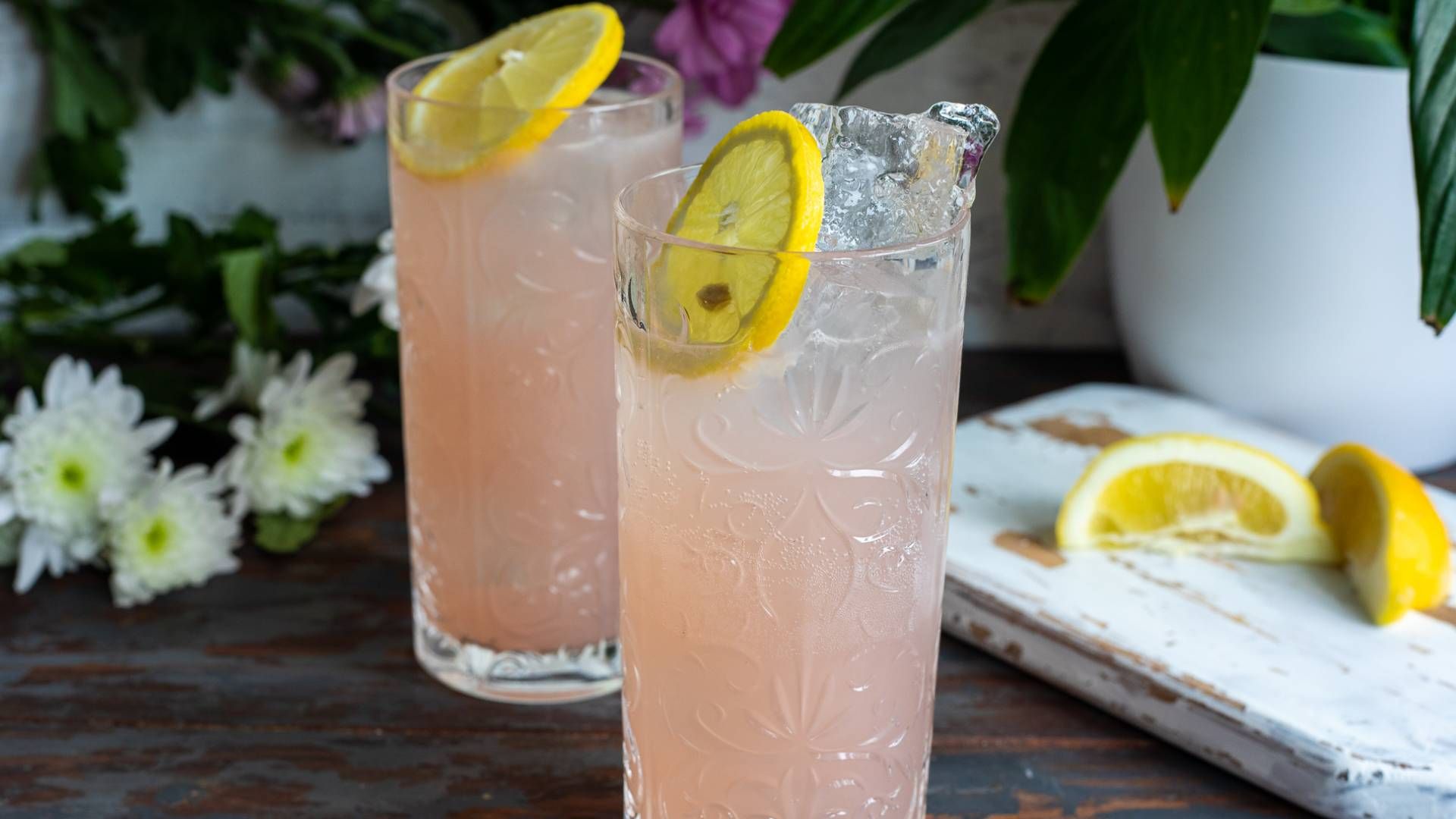 Sloe Gin fizz cocktail recipe