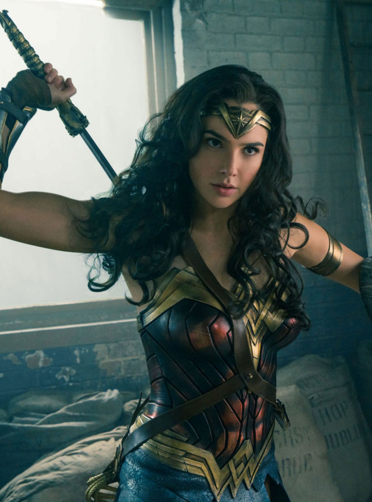 New Wonder Woman Why You Need To See The Movie Thats Breaking Records 