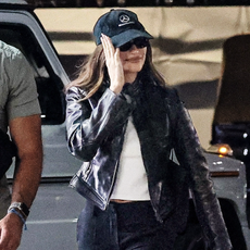 hailey bieber wears jeans and a moto jacket for dinner with kendall jenner at sushi park