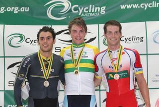 The podium for the men's 15km scratch race: Stephen Hall (silver), Scott Law (gold) and Glenn O'Shea (bronze).