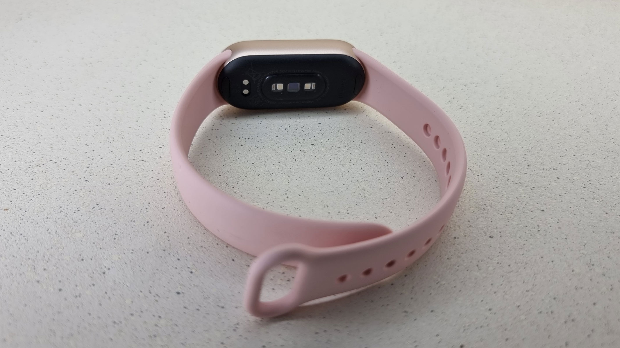 Xiaomi Smart Band 9, view from the back