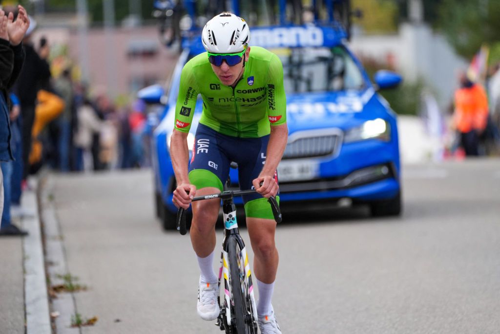 Slovenia's Tadej Pogacar competes in the men's Elite Road Race cycling event during the UCI 2024 Road World Championships, in Zurich, on September 29, 2024. (Photo by Zac Williams / POOL / AFP) / -- IMAGE RESTRICTED TO EDITORIAL USE - STRICTLY NO COMMERCIAL USE --