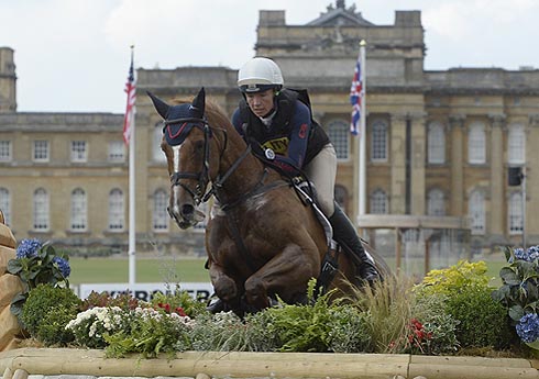 Aoife Clark riding FENYAS ELEGANCE in the CCI during the Cross Country phase of The Fidelity Blenheim Palace International Horse Trials, near Woodstock in the UK on 14 September 2013