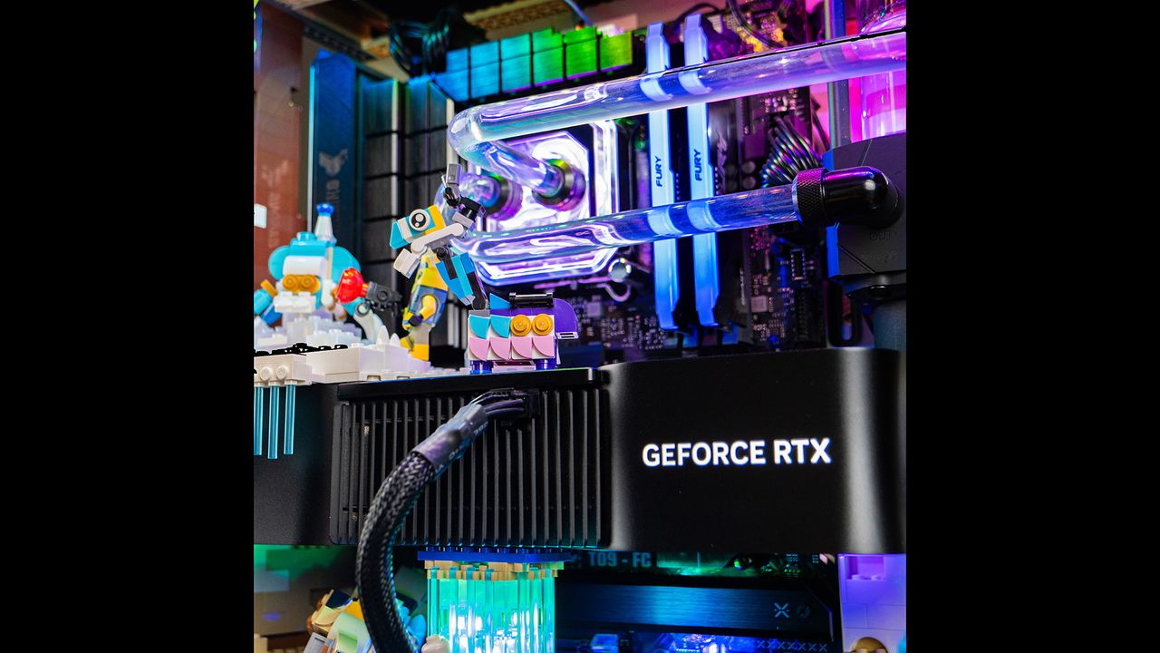 Czuga's Lego Fortnite RTX 4080 Super PC