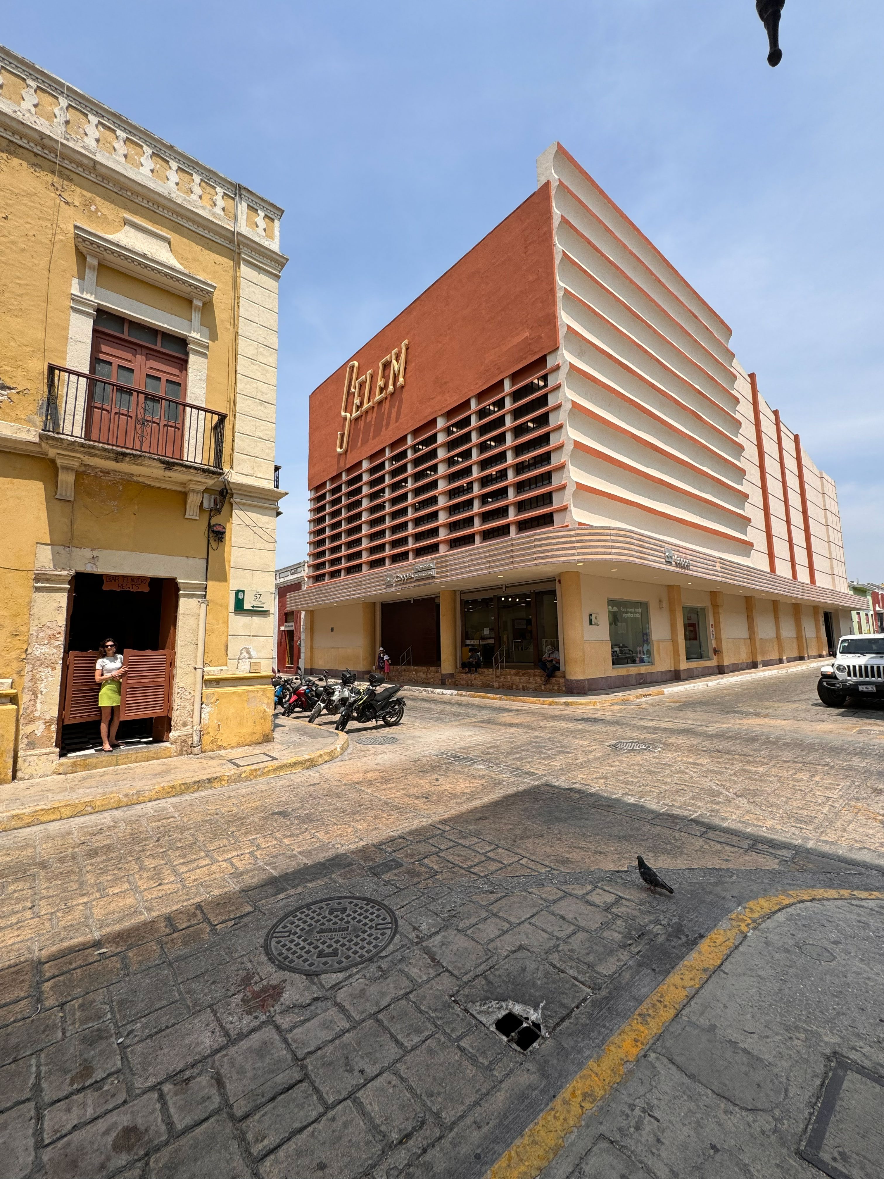 Typographic tourism pictures by Yorgo Tloupas