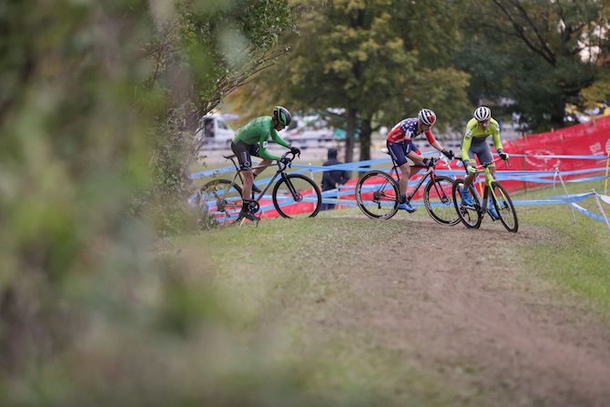 The leaders in the men's C2 race at the 2018 CincyCX