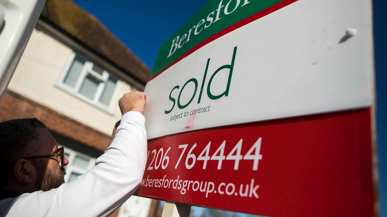 House Sold sign