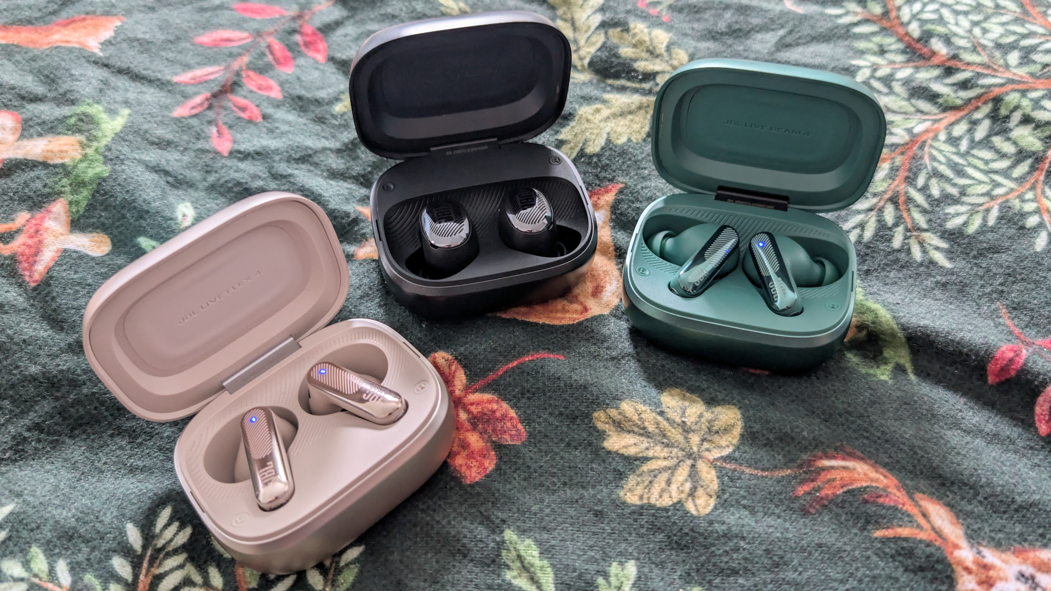 JBL Live Buds 4, Live Flex 4 and Live Beam 4 earbuds