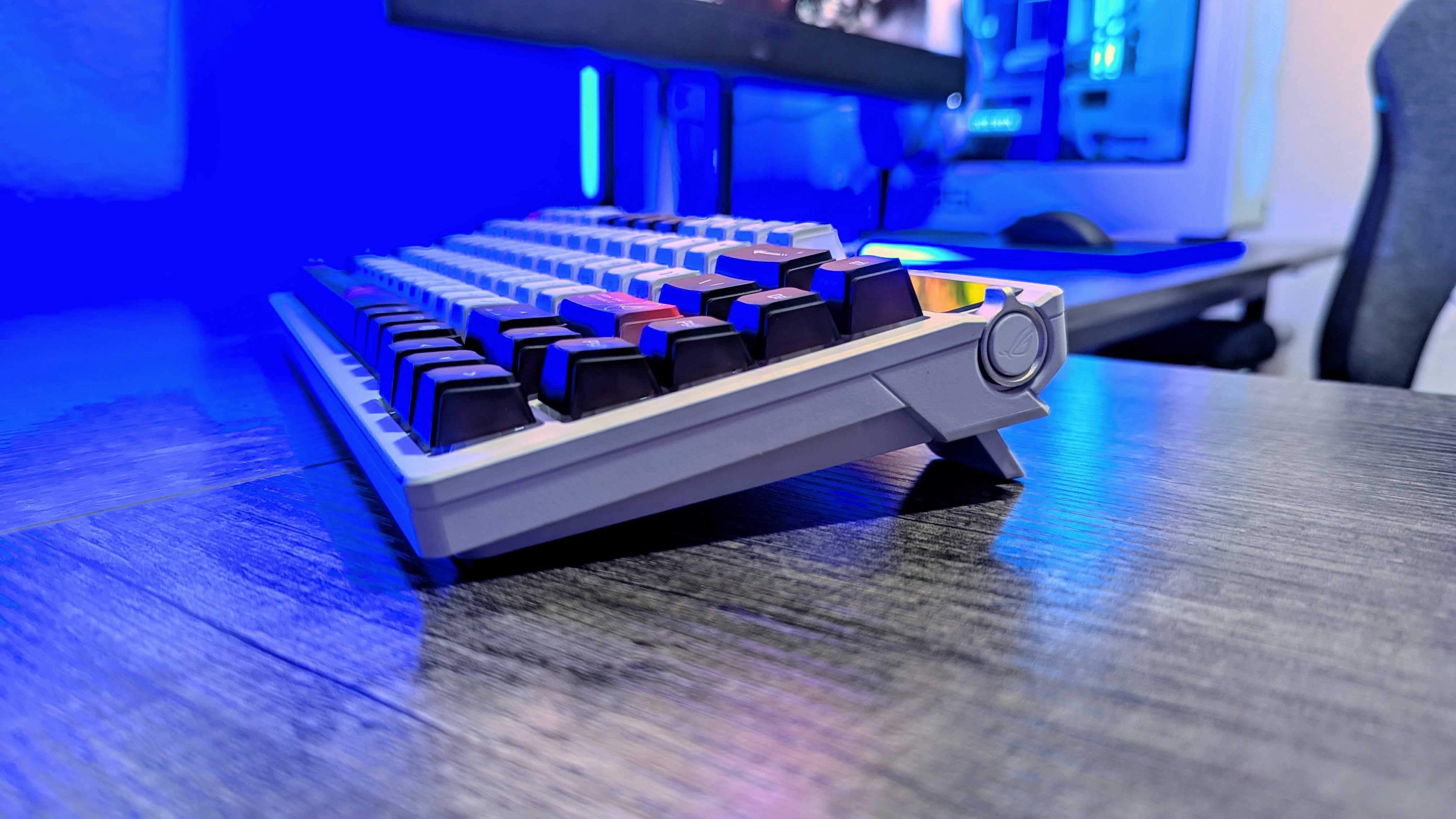 Image of the ASUS ROG Azoth X wireless gaming keyboard.
