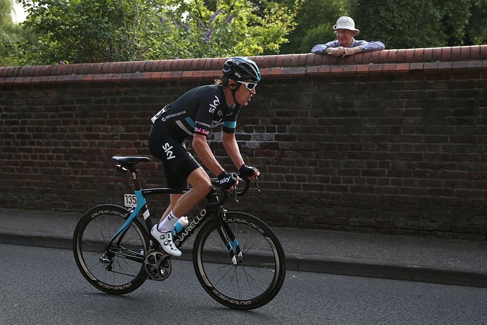 Solo breakaway rider Geraint Thomas (Team Sky)
