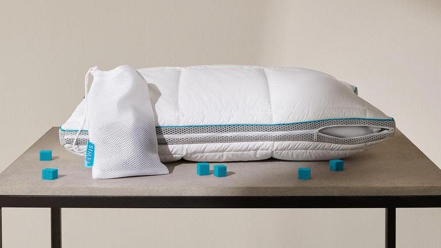Simba's Hybrid pillow uses astronaut Simba's Hybrid pillow uses astronaut