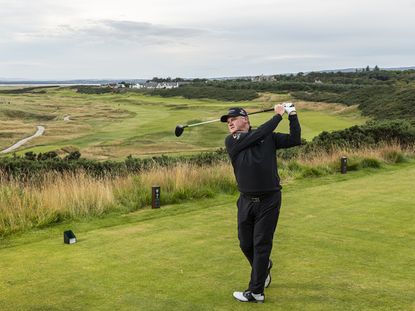 Paul Lawrie opens new 7th hole at Royal Dornoch
