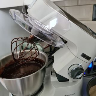 Kenwood Titanium Chef Baker containing chocolate cake mix