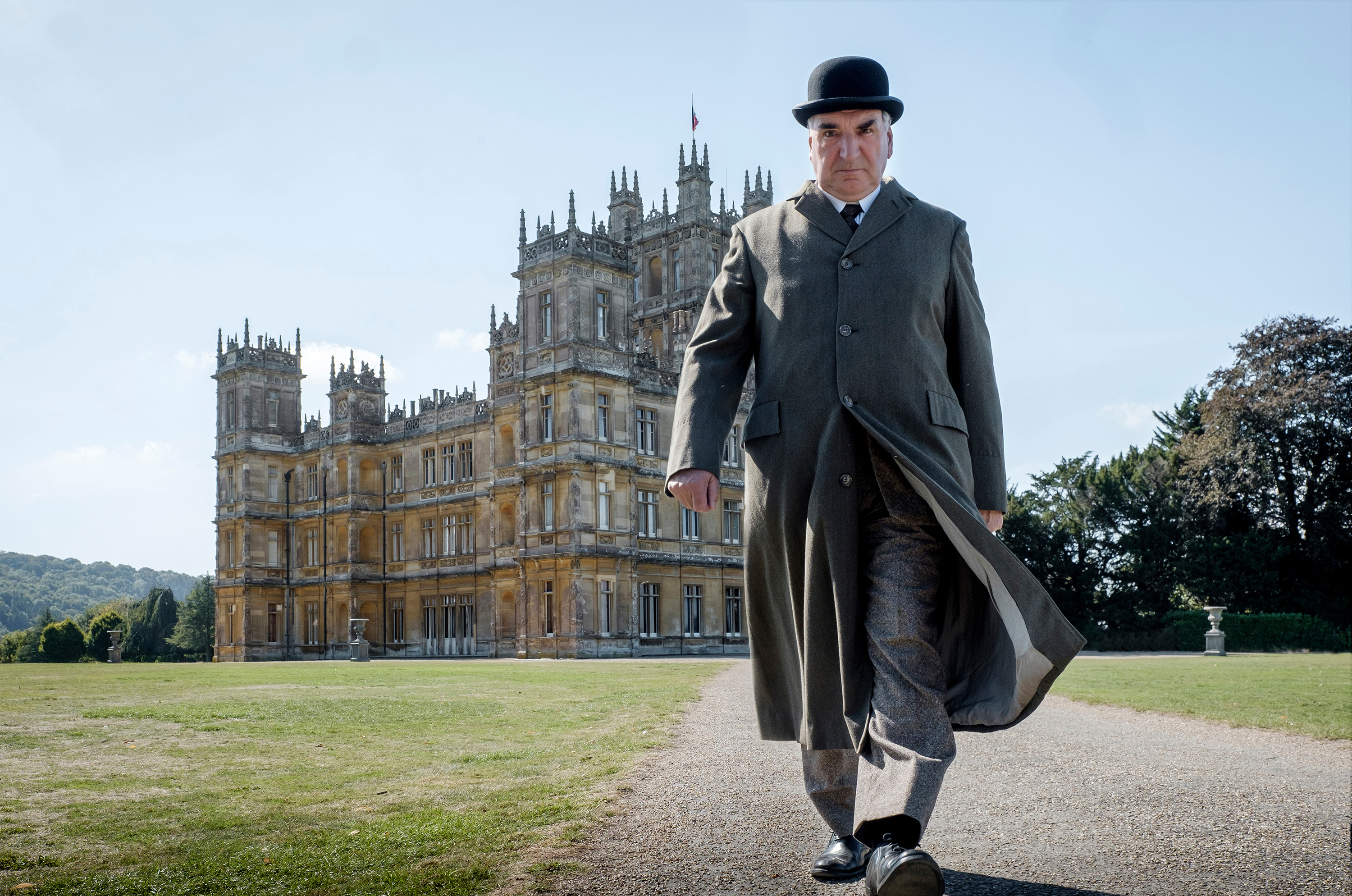 TV tonight Mr Carson and the staff prepare for a royal visit.