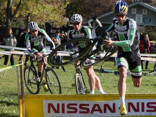 Team Cannondale/Cyclocrossworld.com took the lead and kept it to the finish