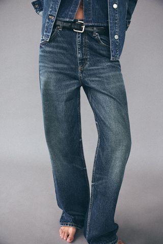 Oversize Trf Relaxed Jeans With a High Waist