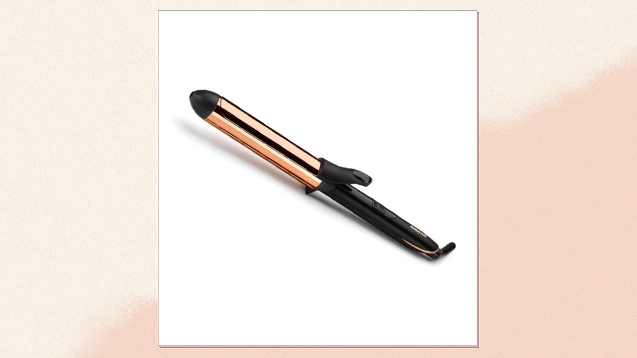 Image of the BaByliss Titanium Brilliance Curls in a frame against a cream and pink watercolour-style background