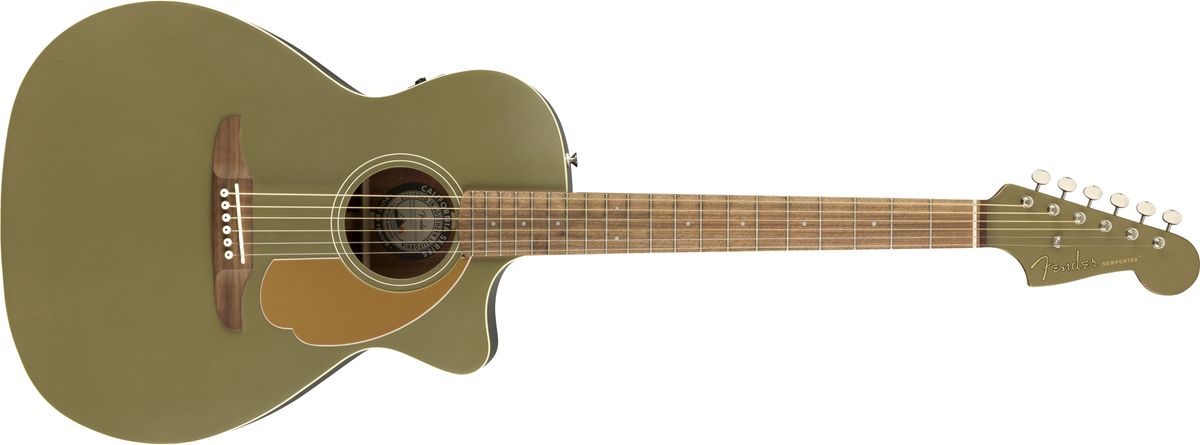 Newporter Player in Olive Satin