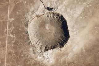 meteor-crater-100809-02