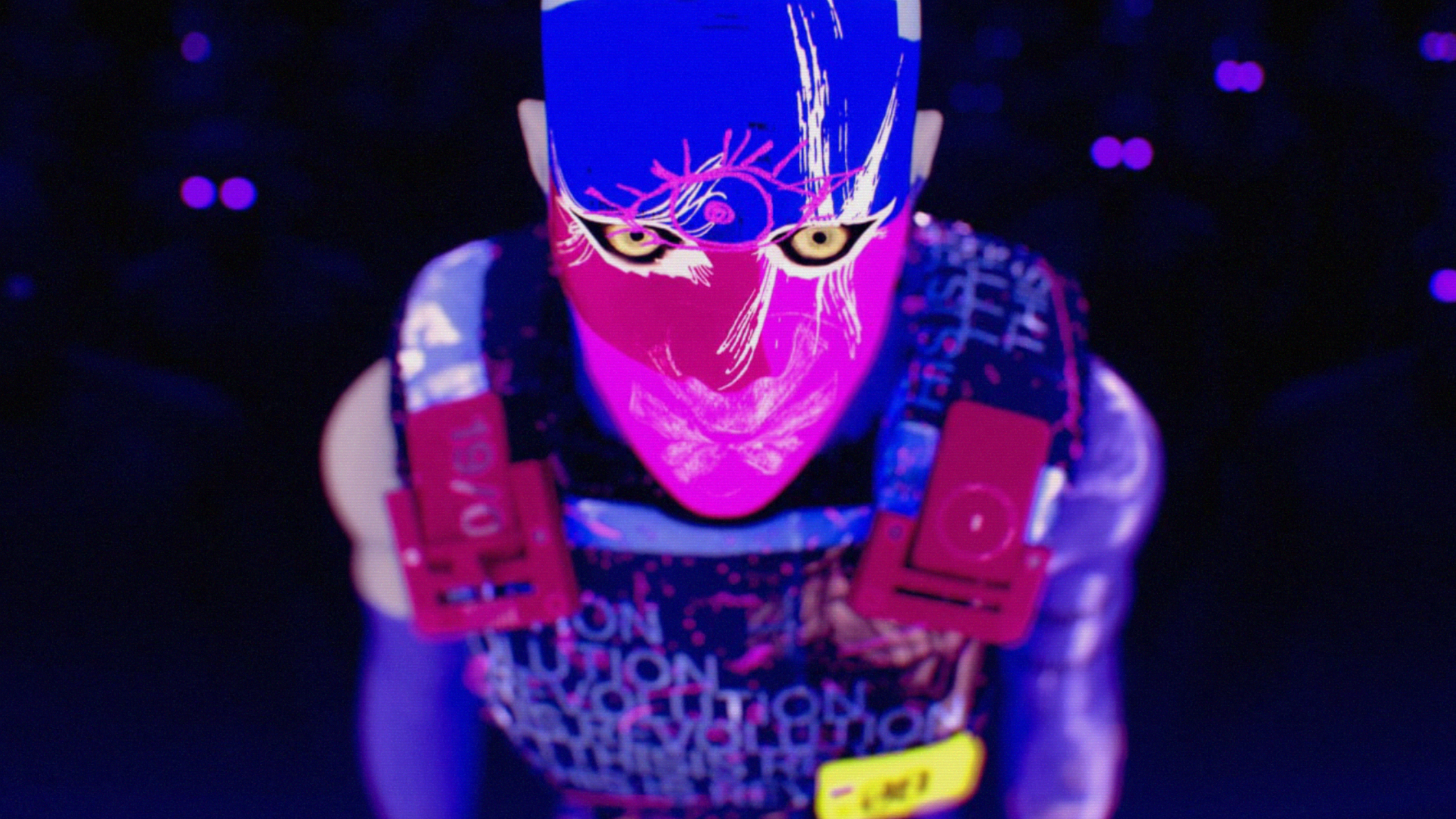 Marathon tag marked locations: A close-up, high-angle shot of Gantry, MIDA's liaison.