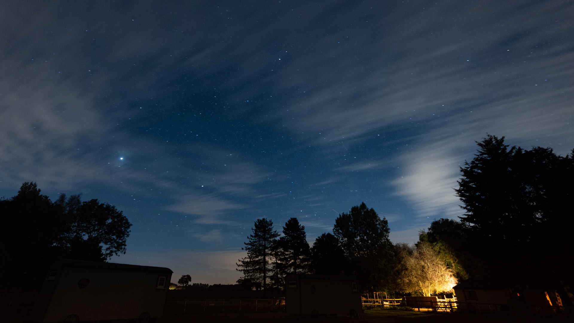 Image shows photo of night sky taken with the Vanguard Alta Pro 263AB tripod