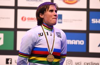 Sanne Cant wins rainbow jersey at Valkenburg Cyclo-cross World Championships 2018