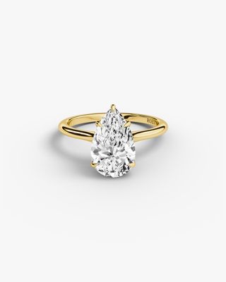 ROEN, Kaia Classic Cathedral Solitaire + Pear