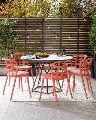 how to clean outdoor furniture: plastic chairs and table from Danetti