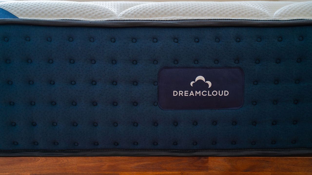 Dreamcloud Luxury Hybrid mattress - review