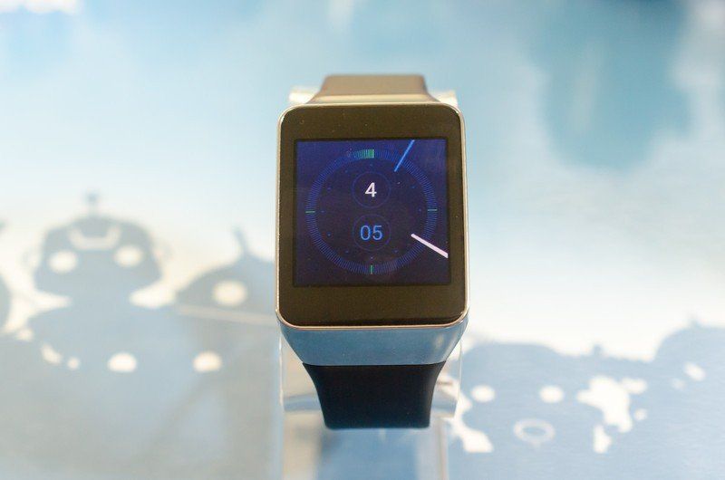 The Dashboard face is a digital and analog display of the time